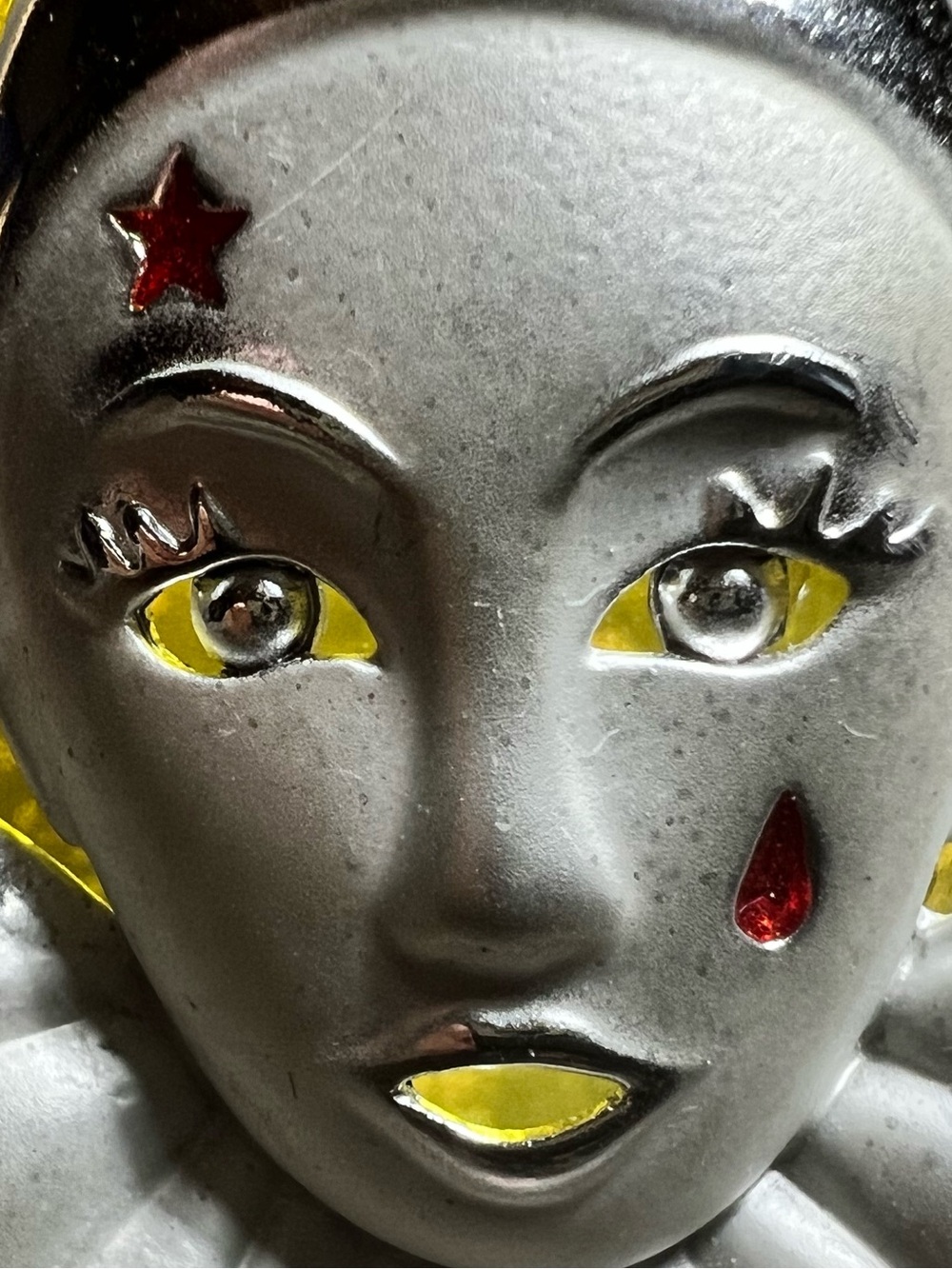 Korean Concert Star Harlequin performing Culture Emotions Face Mask Brooch pin